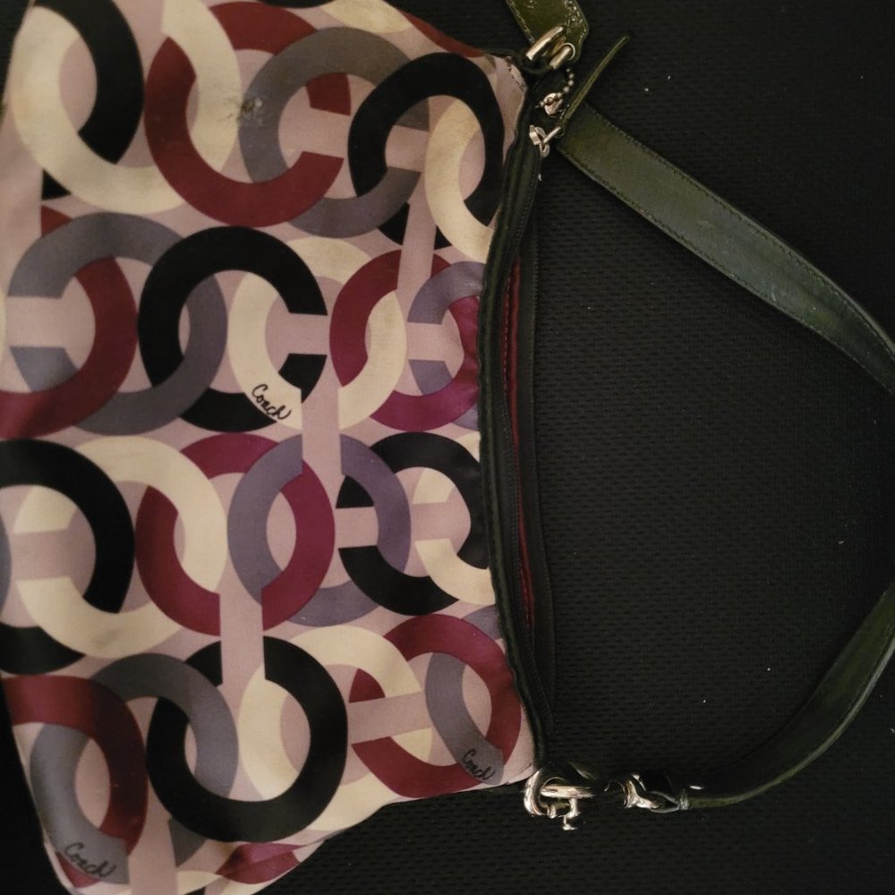 Coach purse - Picture 5 of 9